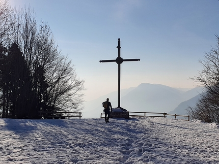 Monte Pubel, Valsugana, Francesco Leardi, Fausto Maragno - Durante l'apertura di Il mondo parallelo di Aki sulla parete dell’Edera al Monte Pubel in Valsugana