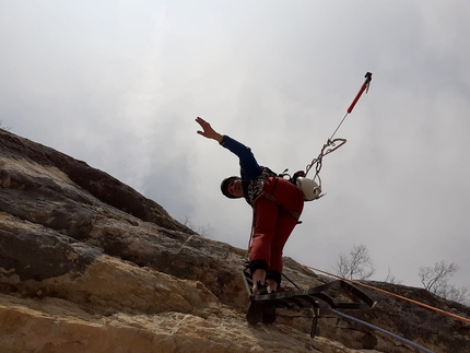 Monte Pubel, Valsugana, Francesco Leardi, Fausto Maragno - Durante l'apertura di Il mondo parallelo di Aki sulla parete dell’Edera al Monte Pubel in Valsugana