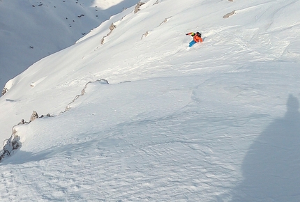 Dolomiti di Brenta, Cima Margherita, Canale Merzbacher, Andrea Cozzini, Claudio Lanzafame - Cima Margherita - Canale Merzbacher discesa integrale