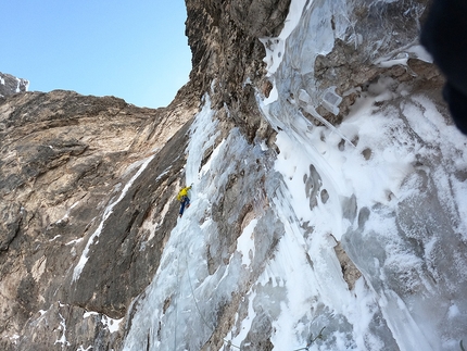 Zahnlos alla Croda del Becco, nuova via di ghiaccio e misto sopra il Lago di Braies