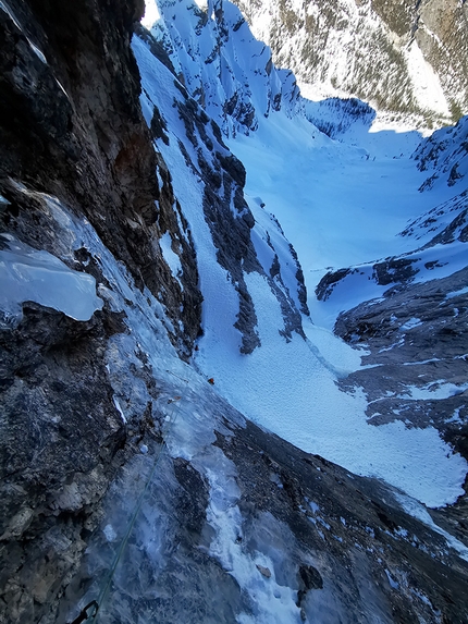 Pragser Wildsee, Seekofel, Croda del Becco, Manuel Baumgartner, Daniel Töchterle - Making the first ascent of Zahnlos at Seekofel in the Dolomites (Manuel Baumgartner, Daniel Töchterle 07/03/2021)