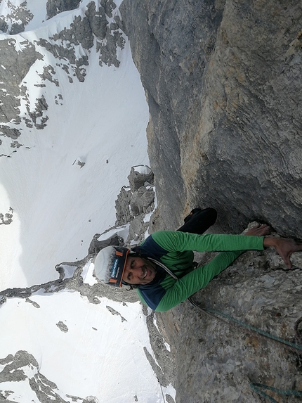 Civetta, Dolomiti, Torre d’Alleghe, Nicola Tondini, Lorenzo D'Addario - Lorenzo D'Addario su Dulcis in fundo alla Torre d’Alleghe in Civetta, Dolomiti