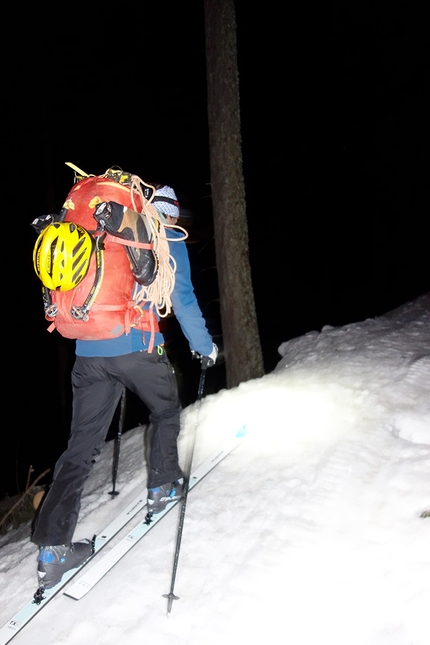 Virger Nordkette, Vittorio Messini, Matthias Wurzer - Vittorio Messini e Matthias Wurzer durante la traversata invernale della Virger Nordkette dal 02-03/03/2021