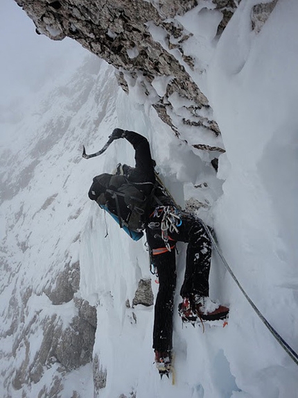 Slovenian winter climbing 2010/2011 - Climbing one of the steepest part of Sanjski ozebnik, Triglav