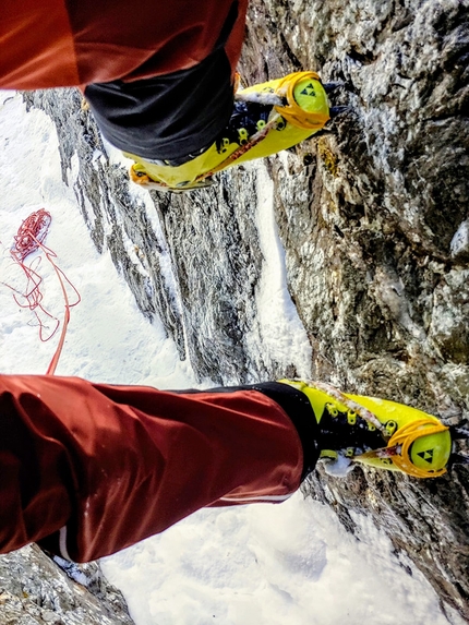 Supertramp, Cima di Stanislao, Valle Trona, Cristian Candiotto, Valentina Manni - Supertramp alla Cima di Stanislao in Valle Trona, Alpi Orobie (Cristian Candiotto, Valentina Manni 29/03/2021)