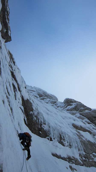 Invernali in Slovenia 2010/2011 - Il tiro di ghiaccio di Sanjski ozebnik, Triglav, solitamente gradata M7.