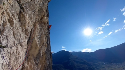 Monte Colodri, Arco: la Via per Giuliano aperta da Francesco Salvaterra e Marco Pellegrini