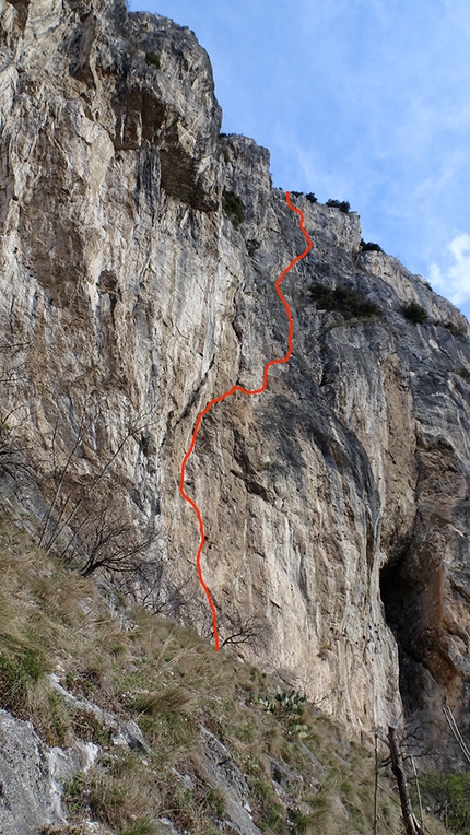 Monte Colodri, Arco, Italy, Francesco Salvaterra, Marco Pellegrini - The line of Via per Giuliano on the South Face of Monte Colodri, Arco (Francesco Salvaterra, Marco Pellegrini)