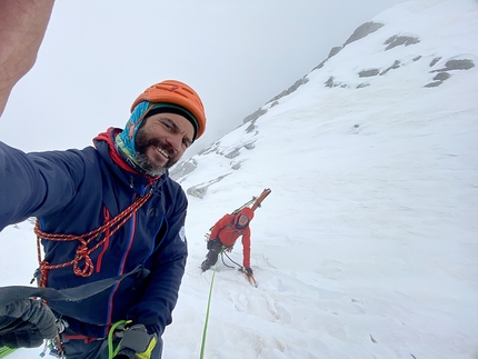 Cima Cercen, Presanella, Emanuele Andreozzi, Matteo Faletti - Sente omeni o giaghete?, parete nord di Cima Cercen (Emanuele Andreozzi, Matteo Faletti 27/03/2021)