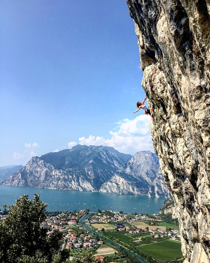 Laura Giunta - Laura Giunta in arrampicata al Belvedere, Arco