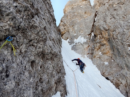 Cimon della Pala, Pale di San Martino, Dolomites, Emanuele Andreozzi, Matteo Faletti - Matteo Faletti on the upper section of Elements of Life on the north face of Cimon della Pala, Pale di San Martino, Dolomites