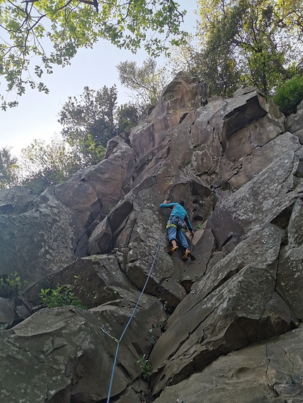 Falesia del Salice, Etna, Sicily, Massimo Flaccavento  - Nikos Lo Giudice on L'amico ritrovato, 6c, Falesia del Salice, Etna, Sicily