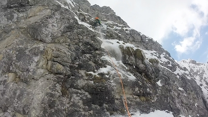 Corna Piatta dell’Alben (Alpi Orobie) e la nuova via di misto Drycula