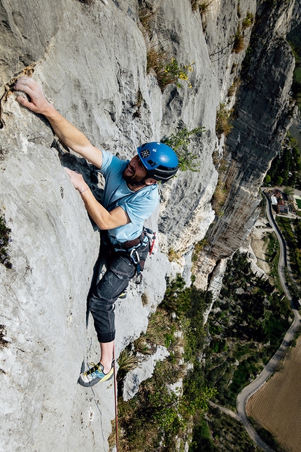 Monte Colodri, Arco, arrampicata, Opera Buffa, Alessandro Beber, Matteo Pavana - Matteo Pavana su Opera Buffa al Monte Colodri, Arco