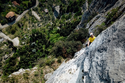 Monte Colodri, Arco, climbing, Opera Buffa, Alessandro Beber, Matteo Pavana - Alessandro Beber climbing Opera Buffa on Monte Colodri, Arco