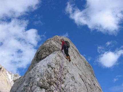 50 giorni per 106 vette delle Dolomiti