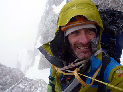 Fabio Valseschini, Prima invernale solitaria sulla Nord-Ovest della Civetta - Fabio Valseschini all'uscita della Via dei 5 di Valmadrera, Civetta, Dolomiti