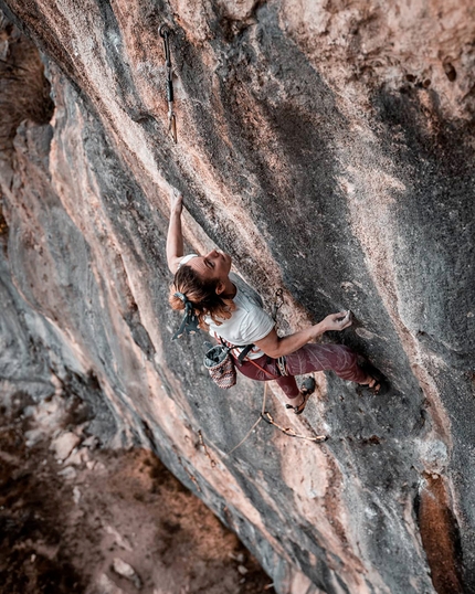 Claudia Ghisolfi, Noia, Andonno - Claudia Ghisolfi sending Noia 8c+ at Andonno