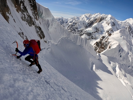 Mount Huntington, Alaska, Heart of Stone, Luka Lindič, Ines Papert - Making the first ascent of Heart of Stone on the West Face of Mount Huntington in Alaska (Luka Lindič, Ines Papert 26-27/04/2021)