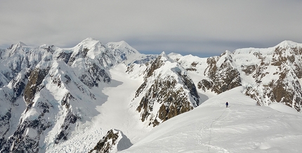 Mount Huntington, Alaska, Heart of Stone, Luka Lindič, Ines Papert - Making the first ascent of Heart of Stone on the West Face of Mount Huntington in Alaska (Luka Lindič, Ines Papert 26-27/04/2021)