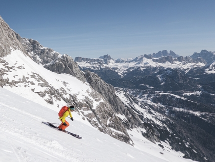 Civetta, Pelmo, Antelao, Tofana di Rozes, Dolomiti, Matteo Furlan, Giovanni Zaccaria - Matteo Furlan in discesa dal Civetta