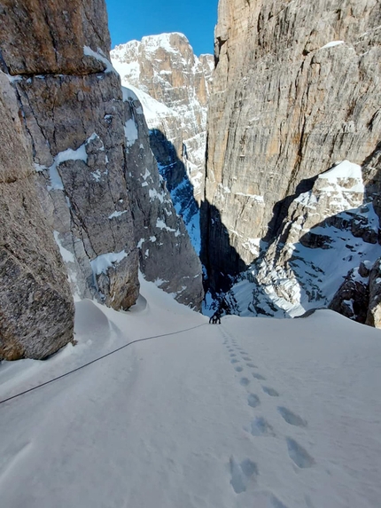 Cima Brenta Alta, Dolomiti di Brenta, Gola Nord-Est, Francesco Salvaterra, Piero Onorati, Manuela Farina - Gola Nord-Est alla Cima Brenta Alta: 