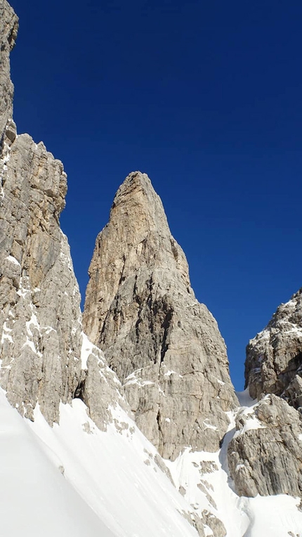 Cima Brenta Alta, Dolomiti di Brenta, Gola Nord-Est, Francesco Salvaterra, Piero Onorati, Manuela Farina - Gola Nord-Est alla Cima Brenta Alta: il Campanile Basso