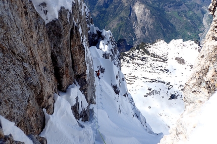 Alchimia, Cima de Gasperi, Civetta, Dolomiti, Emanuele Andreozzi, Santiago Padrós - Alchimia alla Cima de Gasperi in Civetta (Dolomiti)