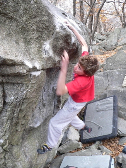 Giuliano Cameroni - Giuliano Cameroni - Déjà-vu, 7c+, Chironico