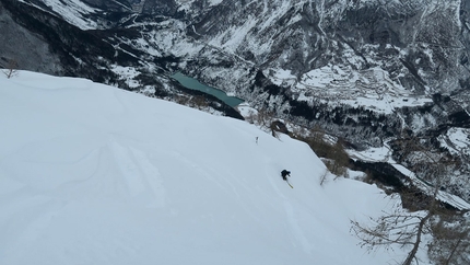 Discese esplorative per Luca Vallata sopra Erto ed in Civetta