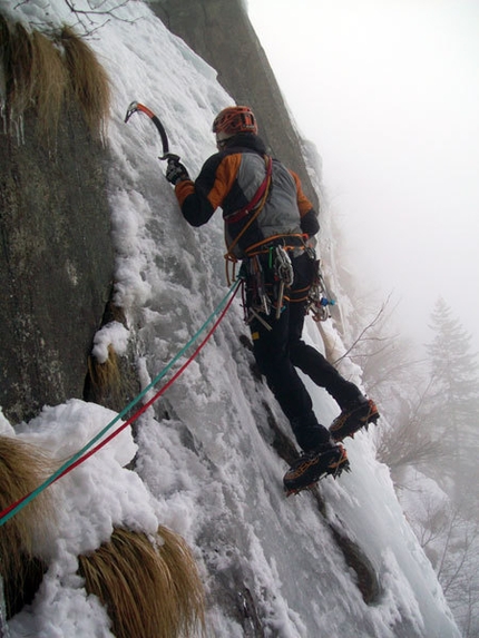 Aerofagia - Il piccolo scozzese, nuova cascata in Val Adamè