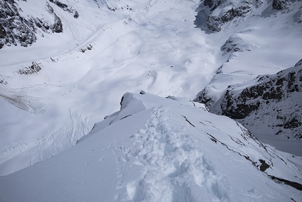 Pic Coolidge, Écrins, Cocktail Sans Glace, James Price, Markus Kirch  - Cocktail Sans Glace on the North Face of Pic Coolidge in the Écrins massif (Markus Kirch, James Price )