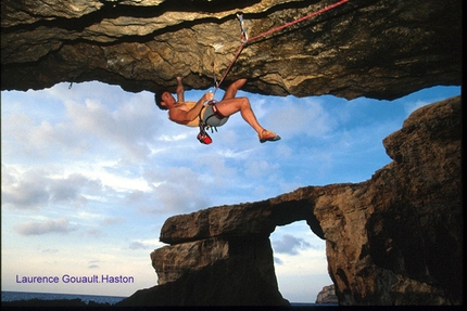 Malta - Stevie Haston on the first free ascent of 'View to kill' 8a, Gozo, Malta. The Azurre window can be seen in the background