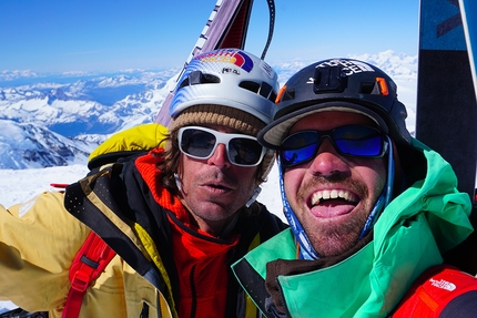 Monte San Valentin, Patagonia, Raimundo De Andraca, Antonio Eguiguren, Sebastian Rojas, Nicolas Valderrama, Galo Viguera - Monte San Valentin in Patagonia, South Face first ski descent (Raimundo De Andraca, Antonio Eguiguren, Sebastian Rojas, Nicolas Valderrama, Galo Viguera 11/2020)