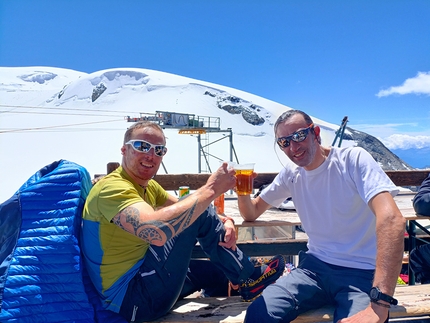 Traversata del Monte Rosa, Andrea Lanfri, Massimo Coda - Andrea Lanfri e Massimo Coda durante la traversata del Monte Rosa