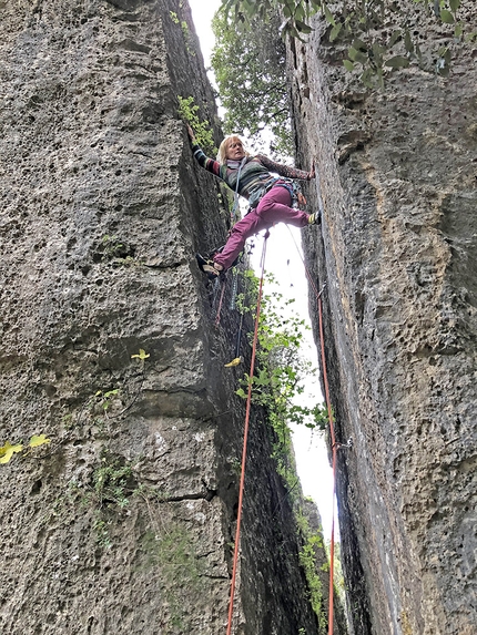 Ulassai in Sardinia - Climbing at Ulassai in Sardinia: Tatjana Göx on Caravaggio