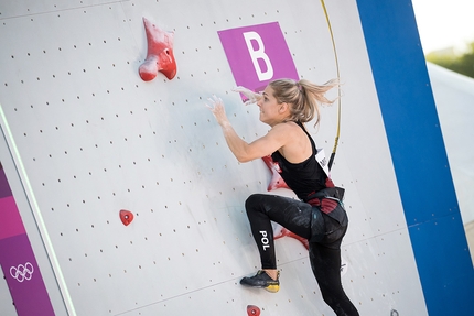 Aleksandra Miroslaw, Tokyo 2020 - Aleksandra Miroslaw wins the speed event in the women's qualification round at the Tokyo 2020 Olympics