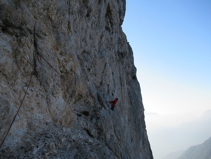 David Leduc, Dolomiti - David Leduc in arrampicata nelle Pale di San Lucano, Dolomiti, nel 2020