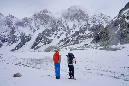 Pumari Chhish East SE Ridge attempted by Tom Livingstone, Mathieu Maynadier