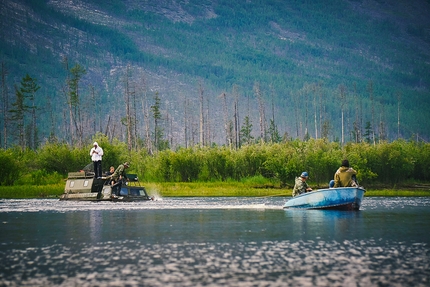 South Muysky Ridge, Siberia, Peak Kart, Peak Mechta - South Muysky Ridge: sulla 'strada' per il campo base