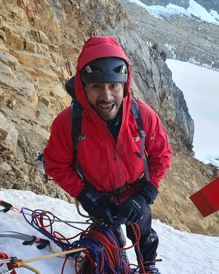 Nevado Sullcon South, Perù, Steve Meder, Edward Saona - Steve Meder e Edward Saona durante la prima salita di Cara Suroeste Directa, Nevado Sullcon South, Perù il 09/08/2021