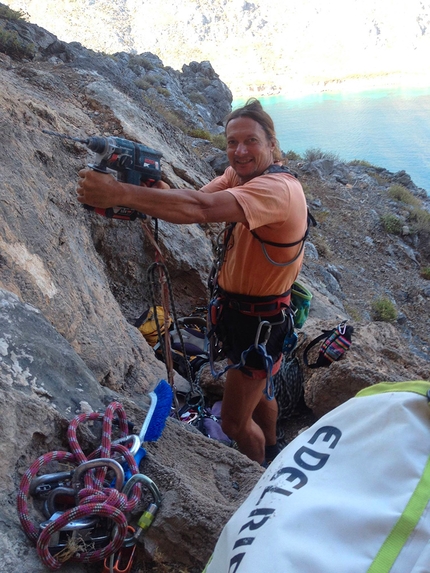 Kalymnos climbing, Greece, Pezonda - Kalymnos: Hannes Webhofer bolting new climbs at Pezonda