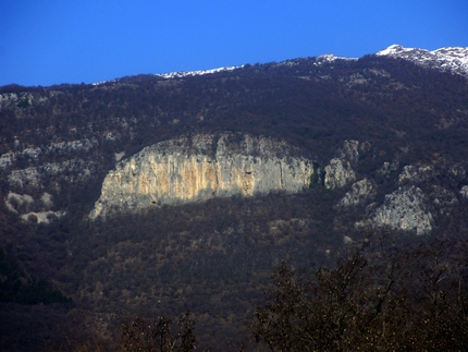 Sengio Rosso, arrampicare sotto il Monte Baldo