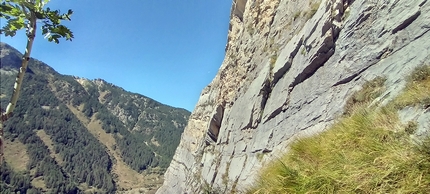 Parete delle Barricate, Valle Stura, Falesia degli Istruttori, Elio Bonfanti - La Falesia degli Istruttori alla Parete delle Barricate in Valle Stura