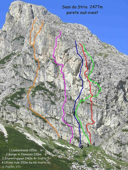 Sass de Stria, Dolomiti, Papilio, Anna Coubal, Michal Coubal - Sass de Stria nelle Dolomiti e le vie d'arrampicata: 1. Laubensassa, 2. Berge in Flammen 3. Sturmtruppen 4. Ultima Tule 5. Papilio