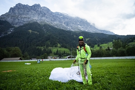 Roger Schäli, Simon Gietl, Eiger, North6  - Simon Gietl dopo aver salito la parete nord dell'Eiger