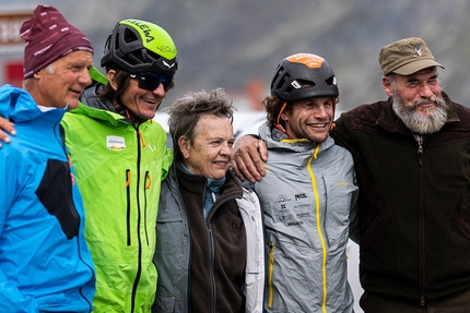 Cervino, Simon Gietl, Roger Schäli, North6 - Hartmann Gietl, Simon Gietl, Roger Schäli i suoi genitori al Passo del Grimsel durante il progetto North6