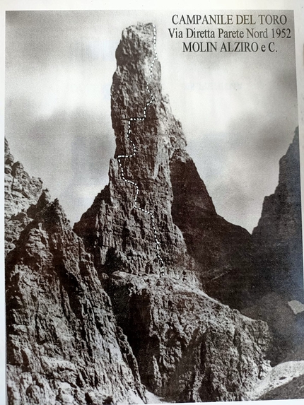 Alziro Molin, Via Molin, Campanile Toro, DoloMitiche, Alessandro Beber - Via Molin al Campanile Toro (gruppo Spalti di Toro, Dolomiti), aperta nel 1952 da Alziro Molin, Antonio Pais Becher e Valentino Pais Tarsilia