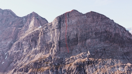 Greenland, Siren Tower, Matteo Della Bordella, Silvan Schüpbach, Symon Welfringer - La cene du renard on Paddle Wall in Greenland, first ascended by Matteo Della Bordella, Silvan Schüpbach, Symon Welfringer