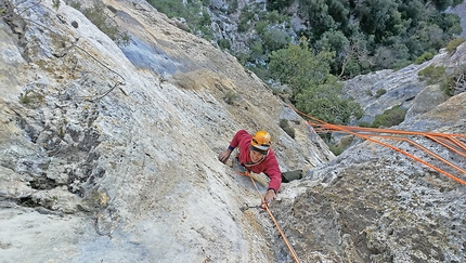 40 on the Rock, Punta Argennas, Sardegna, Rolando Larcher - Maurizio Oviglia sul 3° tiro '40 on the Rock', Punta Argennas, Sardegna